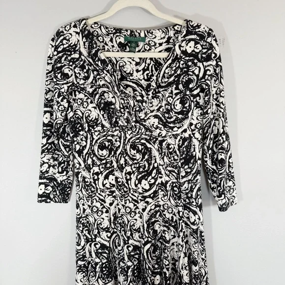 Lauren Ralph Lauren Paisley Print Jersey Knit Dress Size 6 Black White Stretch - Picture 2 of 10